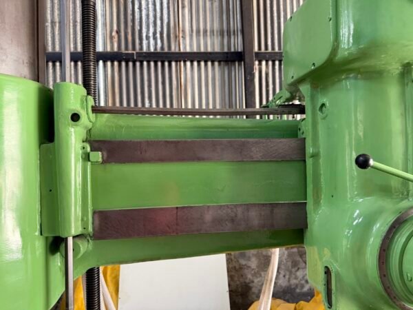 MAS VR4 Radial Drilling Machine