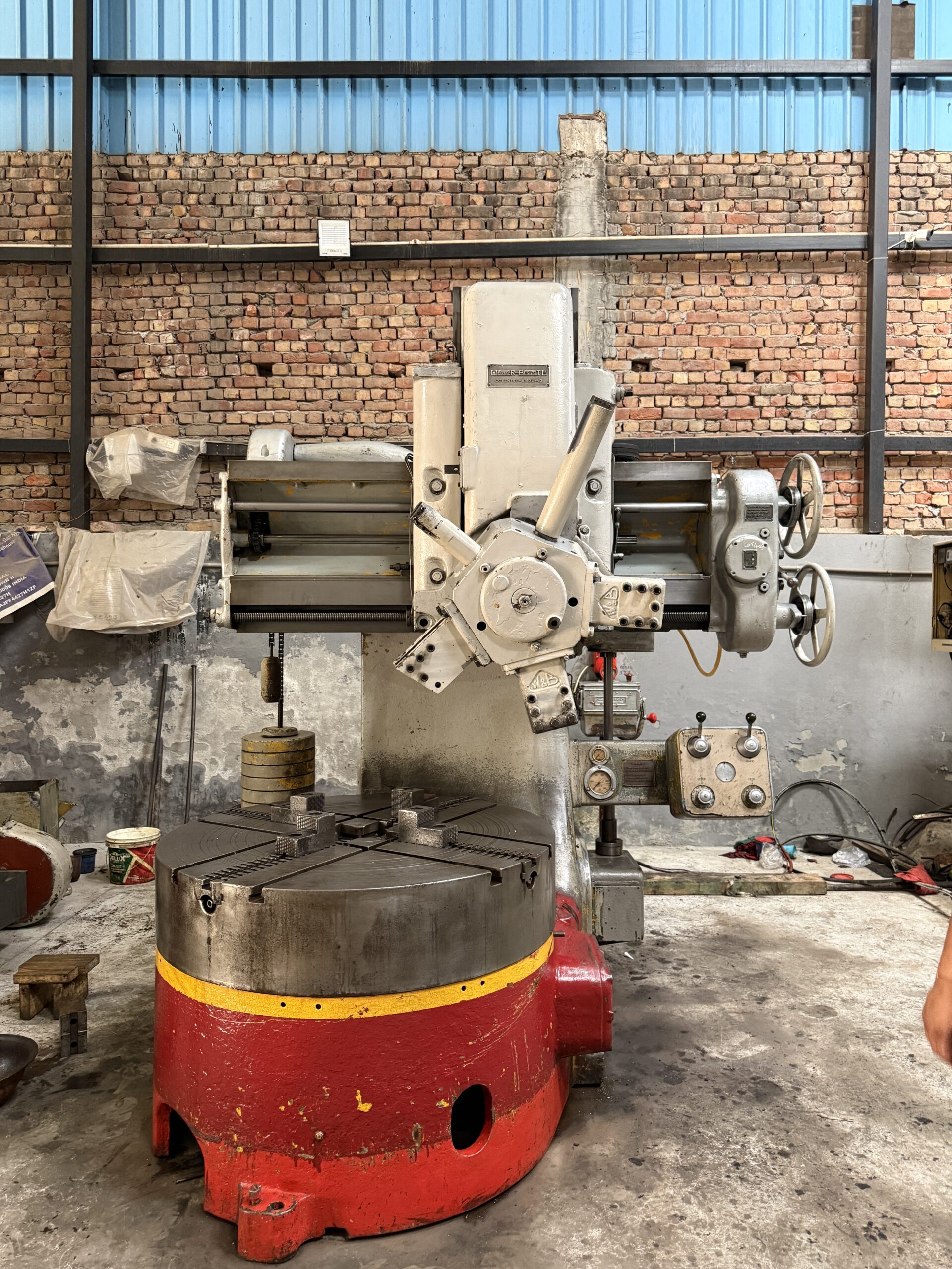 Webster & Bennett 48” VTL Machine