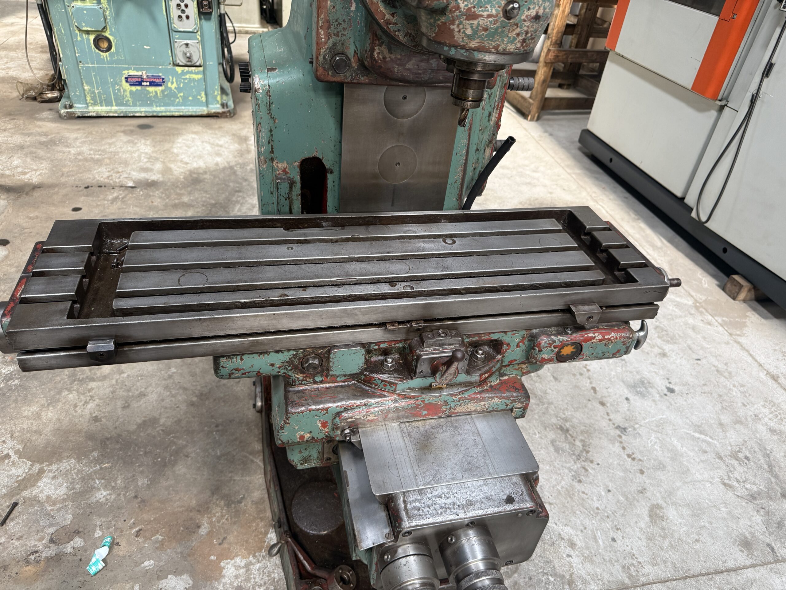 Elliot Horizontal Milling Machine