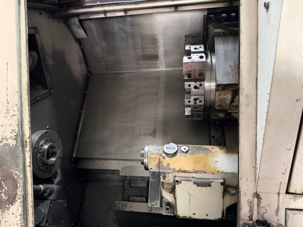 Doosan Puma 240B CNC Lathe Machine