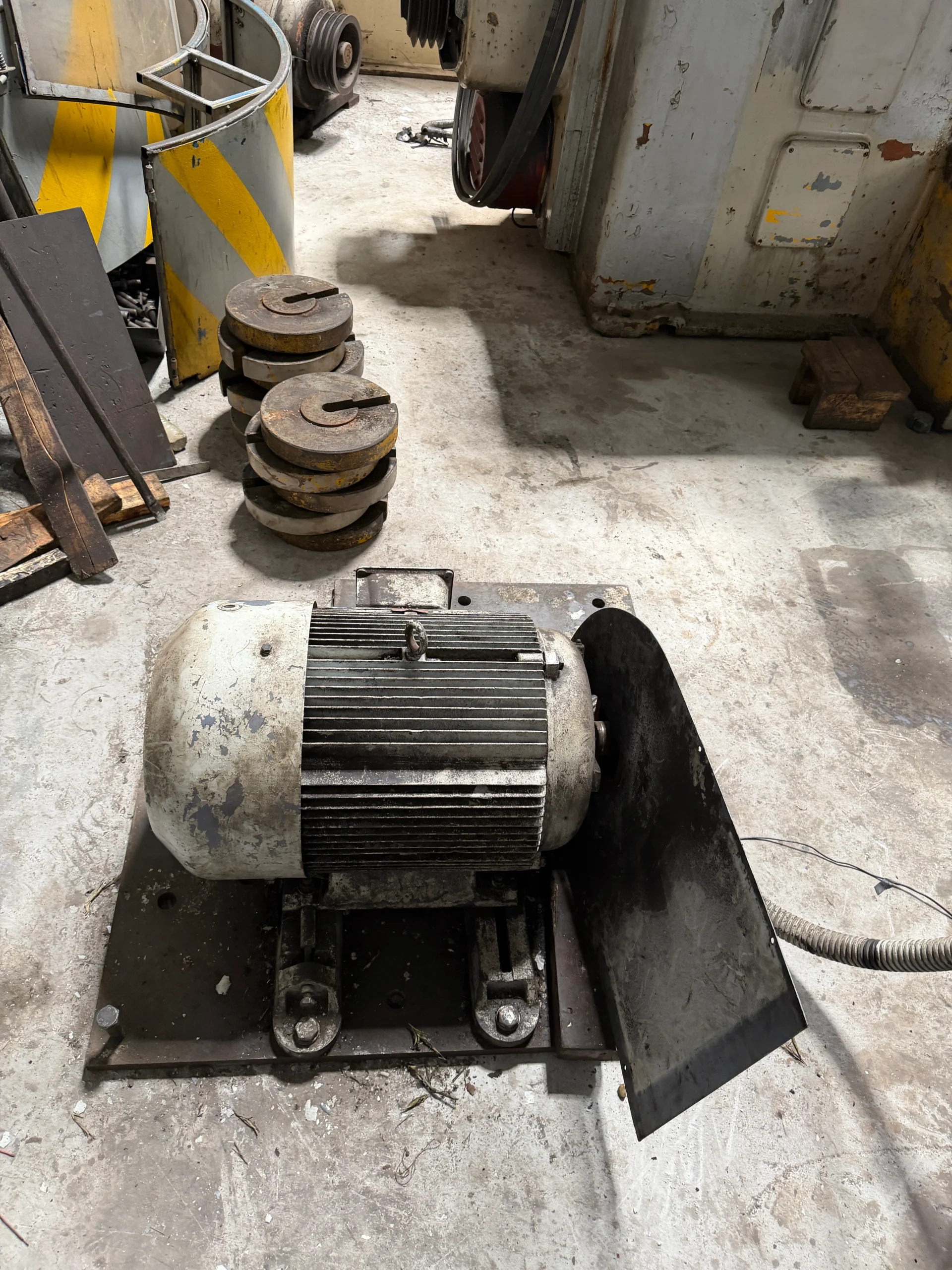 used-webster-bennett-42-ev-vtl