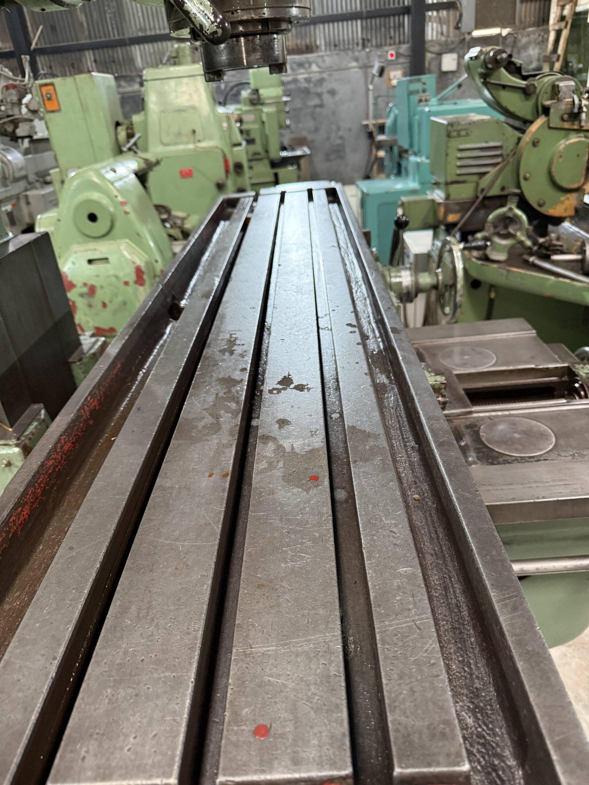 TOS MILLING FA5V MILLING MACHINE - Image 3