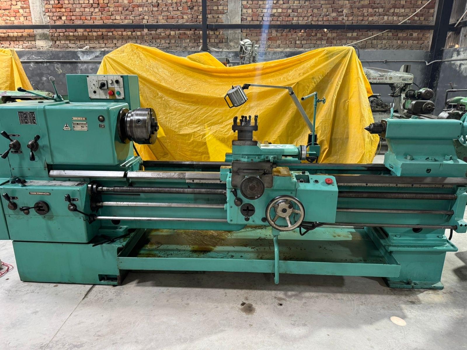 TOS SN63C LATHE