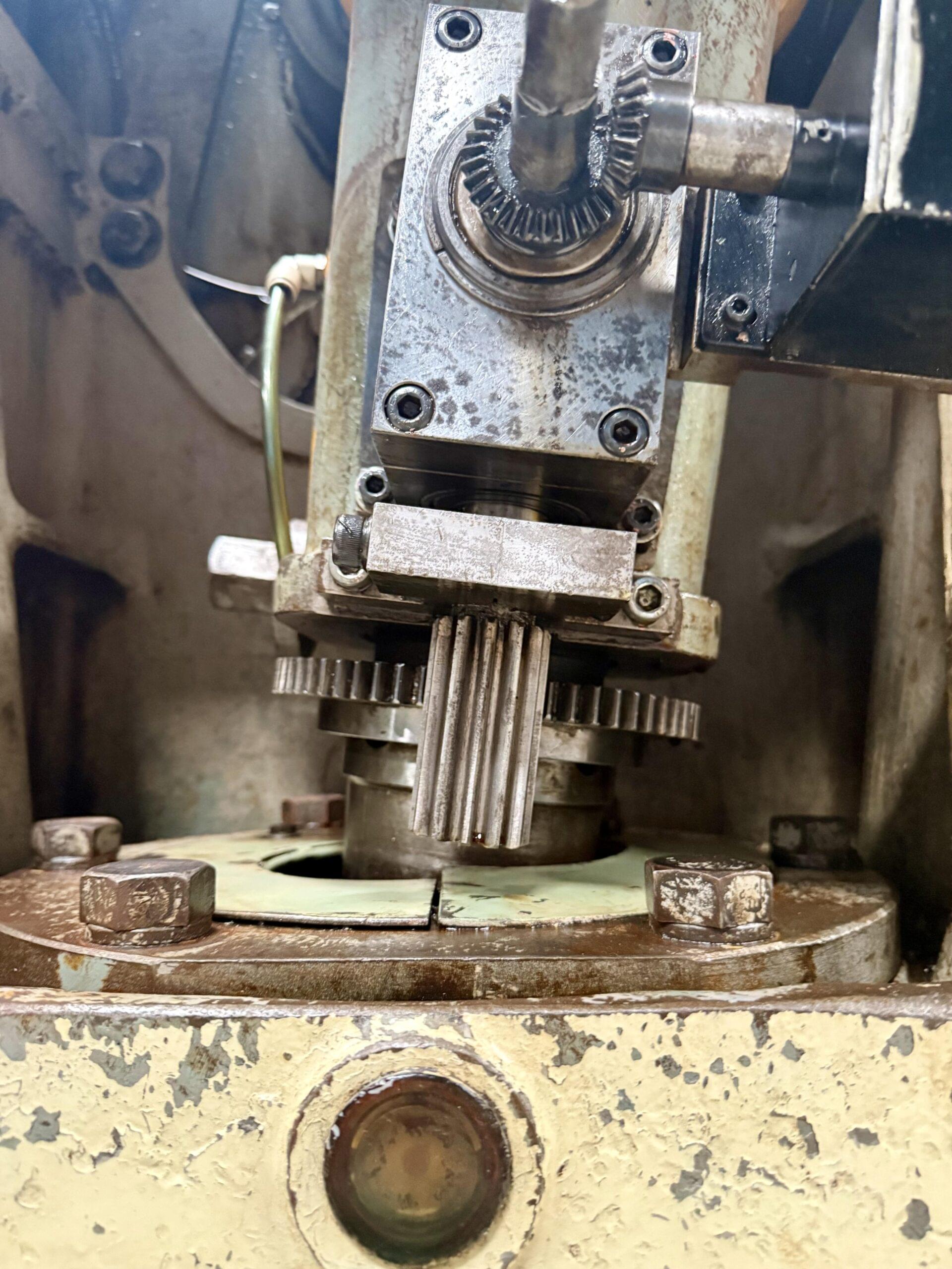 AIDA 100TON C-FRAME POWER PRESS - Image 10