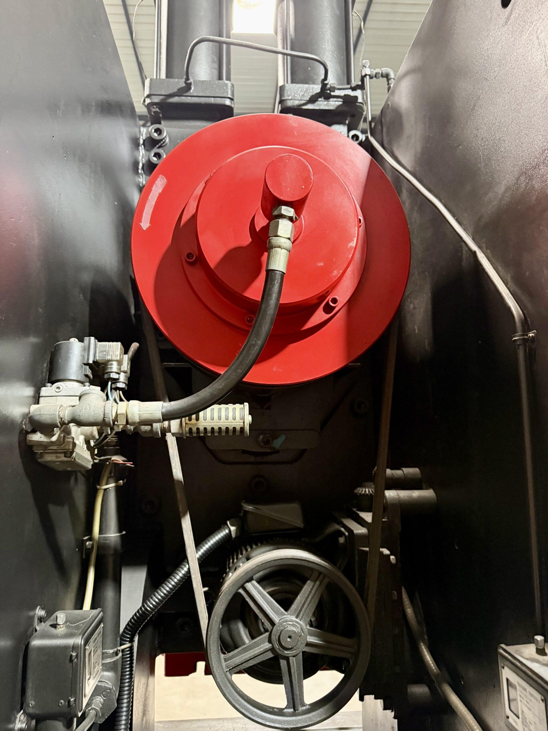 AMADA TORCPAC 80TON C-FRAME PRESS - Image 5