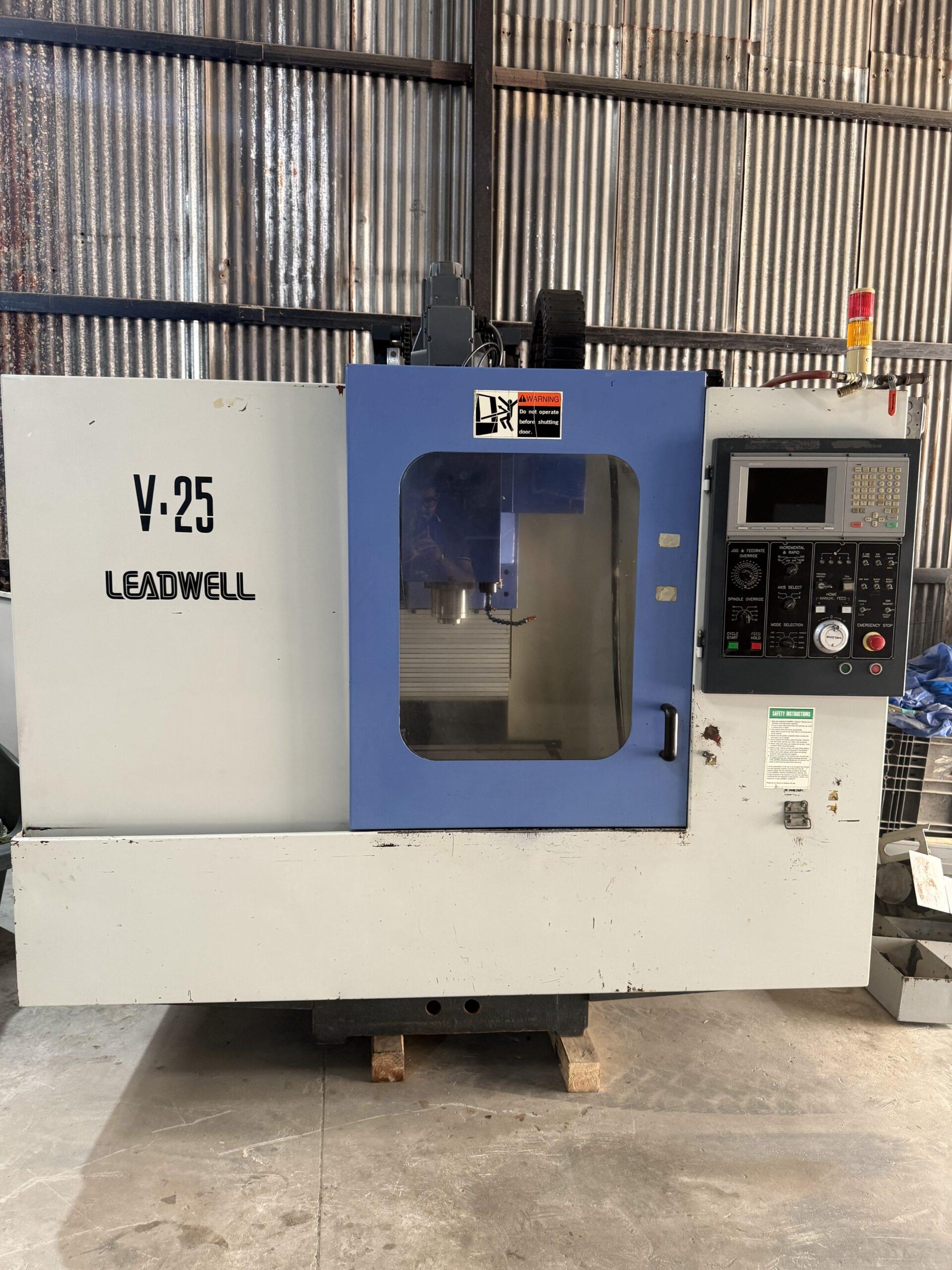 VERTICAL MACHINING CENTER