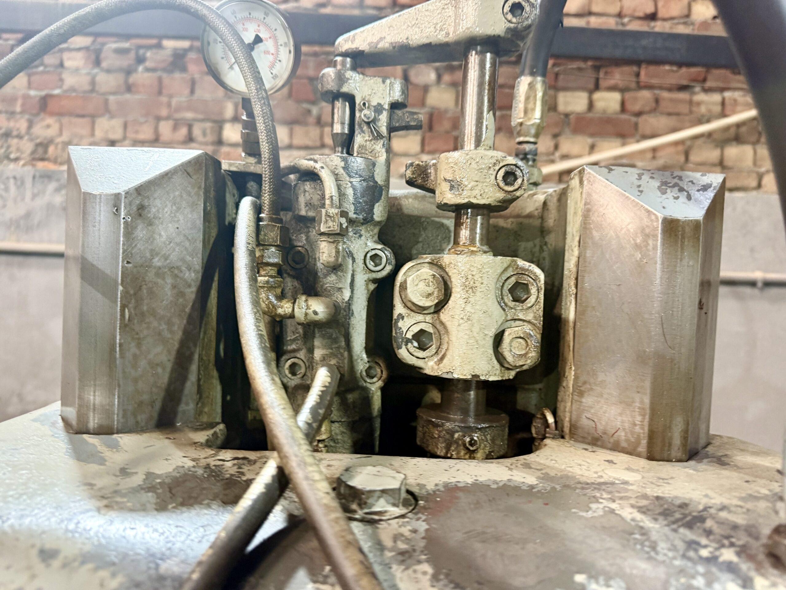 BARBER COLMAN 16-16 SPLINE HOBBING - Image 7